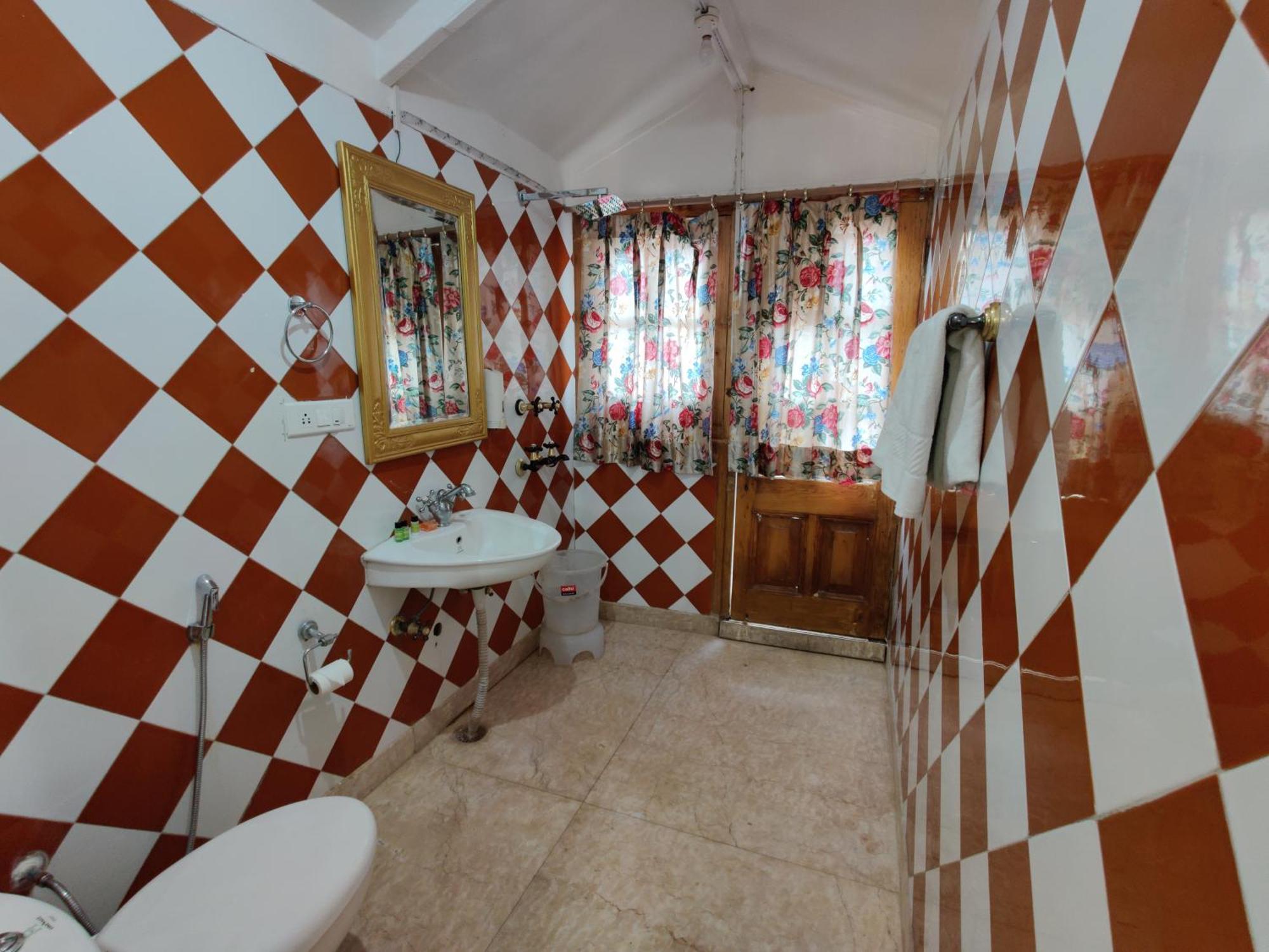 Heritage Villas - Shimla British Resort, Near Mall Εξωτερικό φωτογραφία